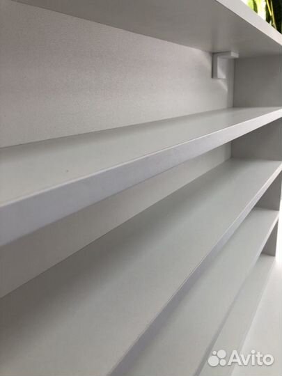 Полка настенная для лаков