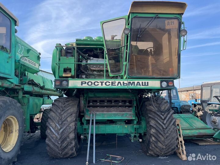 Комбайн Ростсельмаш Дон 1500Б, 2003