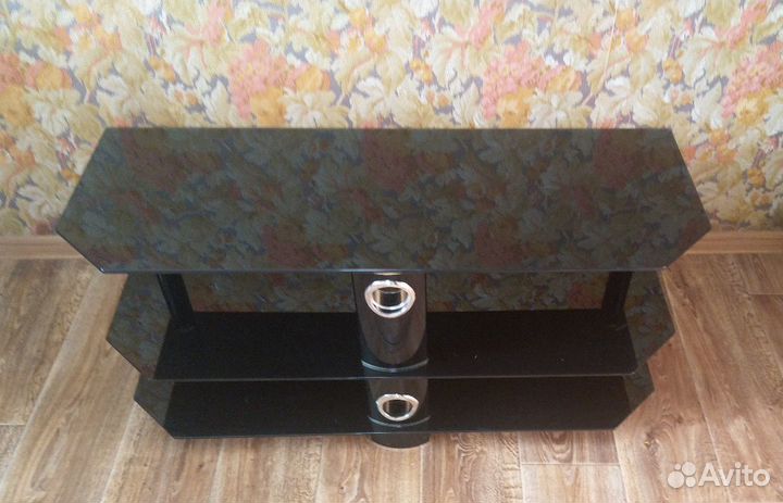 Тумба Стеклянная под тв