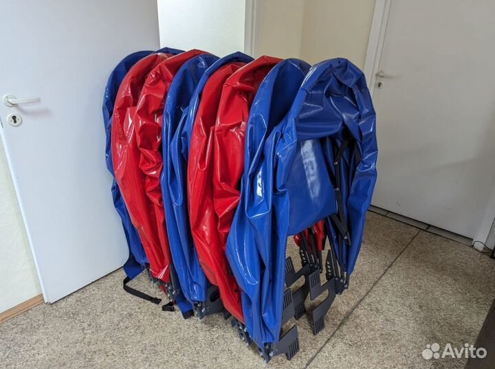 Морозостойкий козырек на кран манипулятор красный