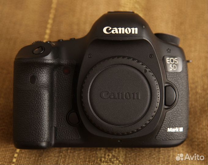 Canon EOS 5D Mark III пробег 8562