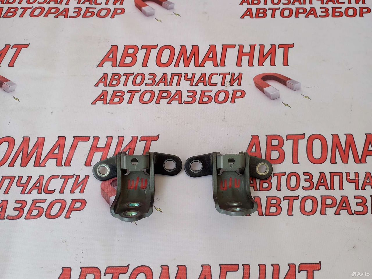 Петля двери передней правой Хендай Туксон 3 TL