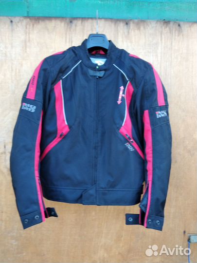 Продам мотокуртку IXS