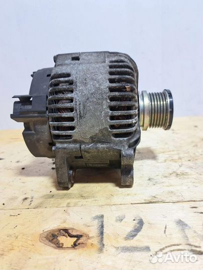 Генератор VW Passat (B6) 2005-2010