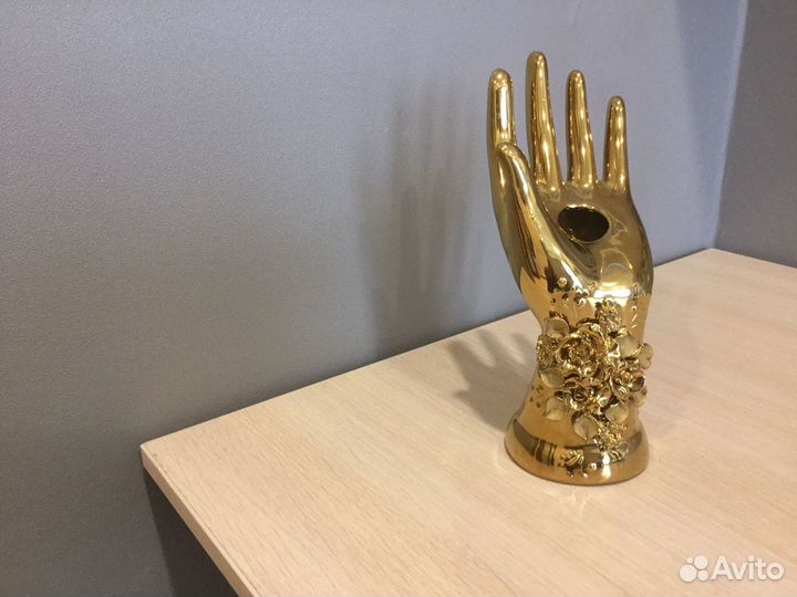 Статуэтка фарфор