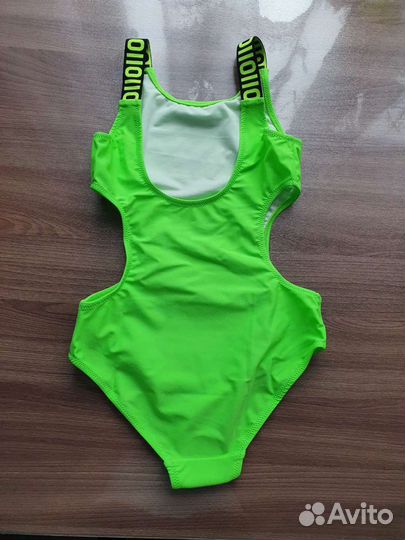 Купальник для девочки новый 140 Noble People