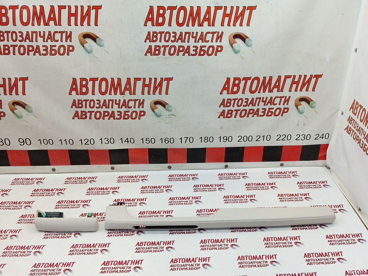 Декоративная накладка торпеды Джили Монжаро