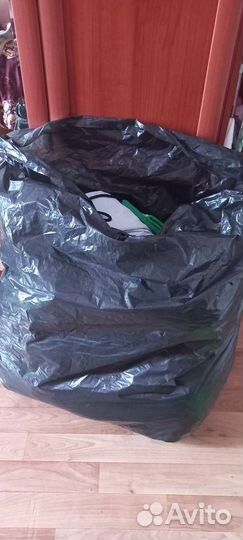 Вещи женские 42-46