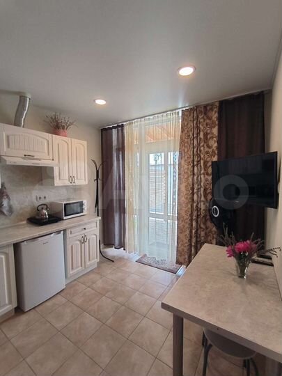 Комната 18 м² в 1-к., 1/2 эт.