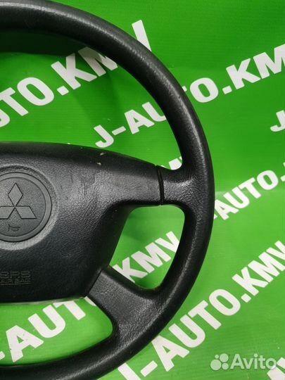 Рулевое колесо Mitsubishi Lancer