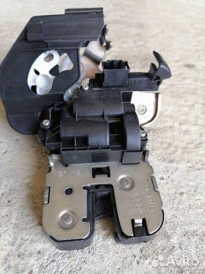 Замок багажника задний Audi A1 8X 1.4 caxd 2013