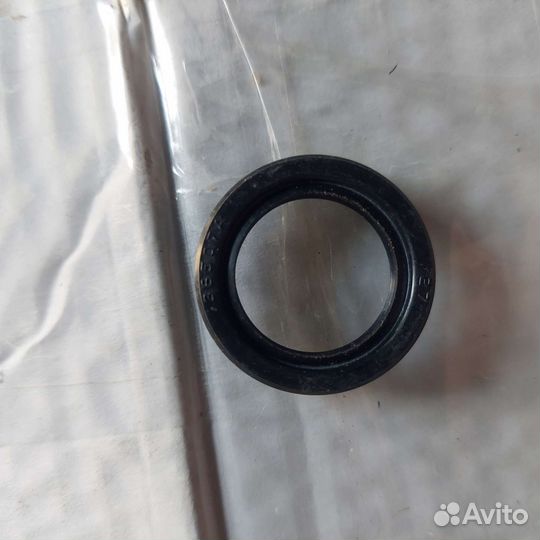 Не полный набор прокладок, сальников и втулок