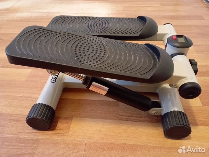 Тренажер мини степпер Torneo Ever Proof