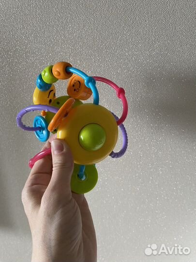 Развивающие игрушки для малышей