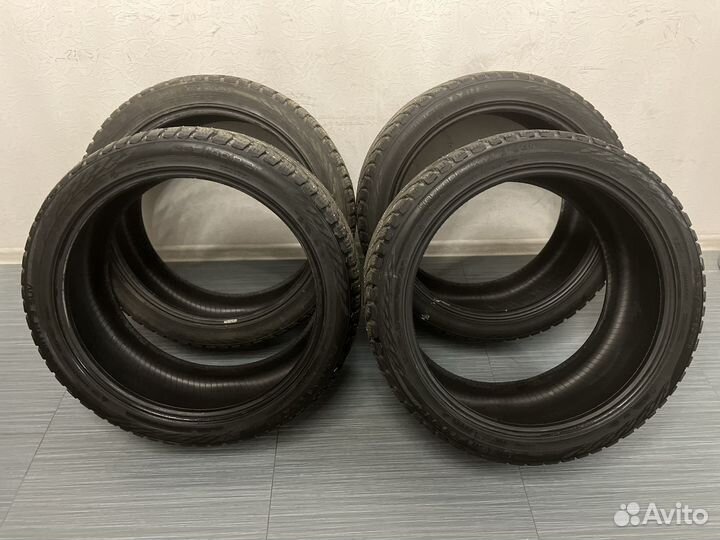 Nokian Tyres Hakkapeliitta 9 SUV 265/40 R21 и 295/35 R21 107T