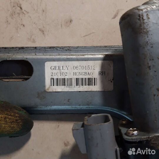 Стеклоподьемник передний Джили Эмгранд