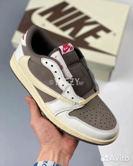 Nike Travis Scott Air Jordan 1 Low Reverse Mocha