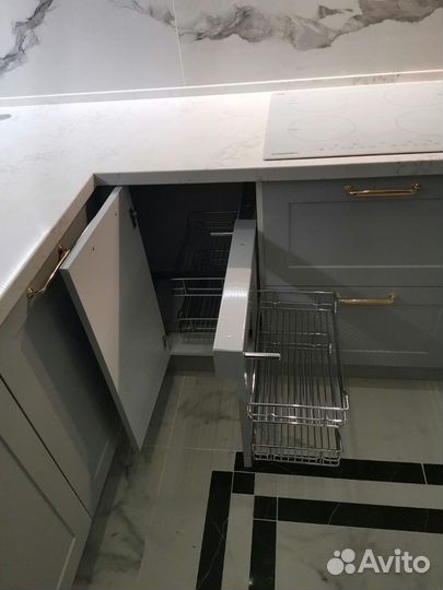 Кухня угловая на заказ от фабрики