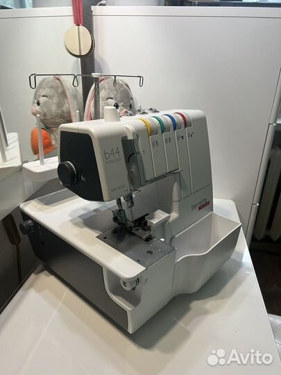 Оверлок bernette b44 funlock