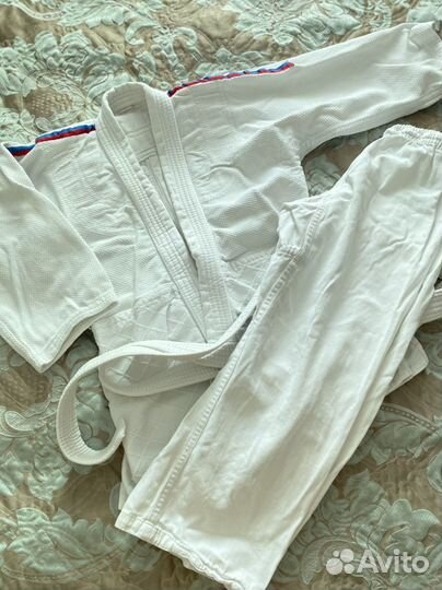 Кимоно форма дзюдо