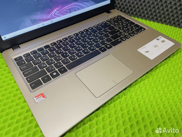 Ноутбук asus VivoBook X2/4/500/R3