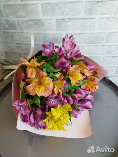 Букеты школьникам. Букет в сад. 1 Сентября