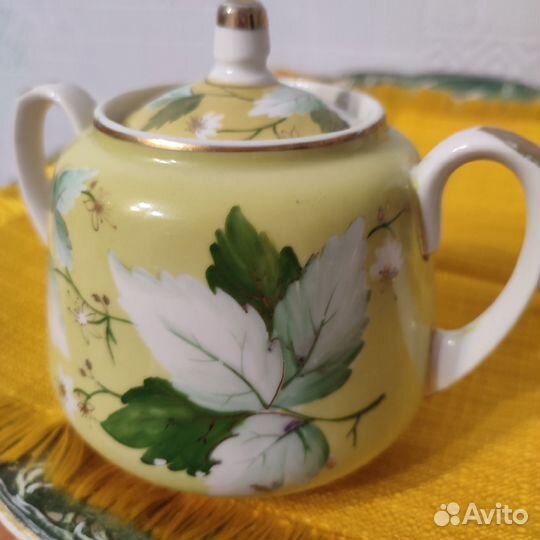 Сахарница из сервиза Липовый цвет