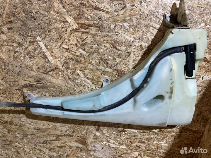 Бачок омывателя VW Touareg GP 02-10