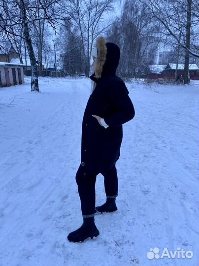 Пуховик зима женский 44 46 черная