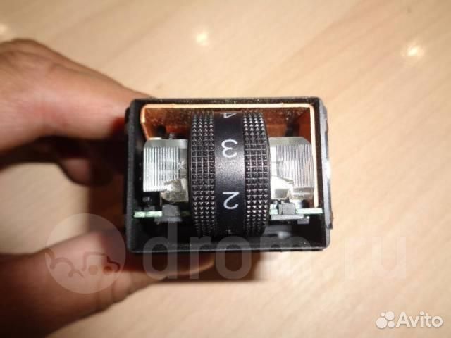 Кнопка обогрева сидений Audi Allroad quattro 2000