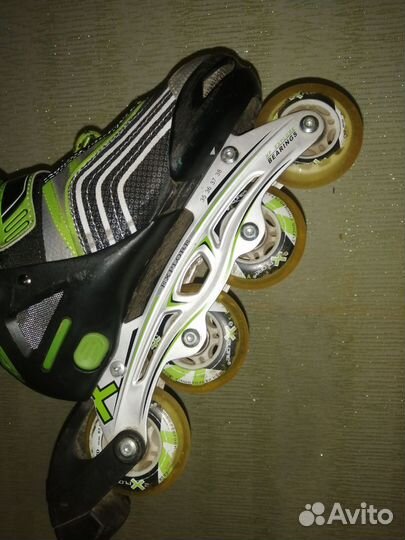 Роликовые коньки