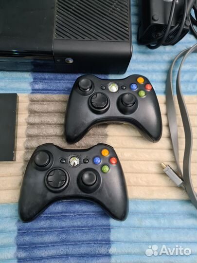 Xbox 360e 250gb freeboot