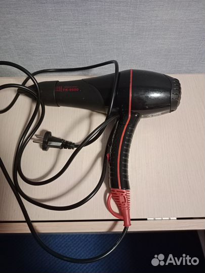 Фен для волос профессиональный
