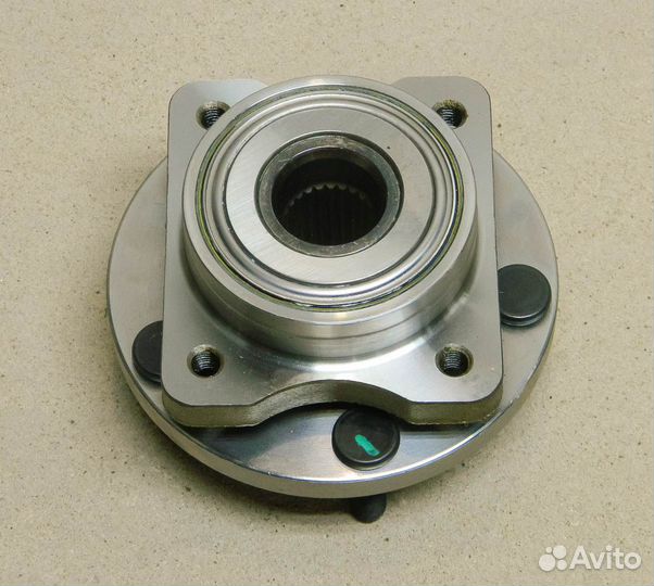 Ступица передняя Dodge Caravan 4 (2001-2007)