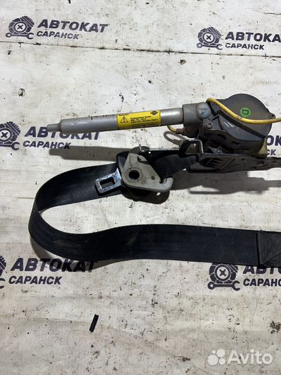 Ремень безопасности правый Nissan Primera P11