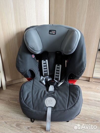Детское автокресло (9-36 кг) britax romer evolva