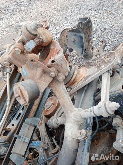 Передняя балка Нива 21213, 21214