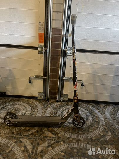 Трюковой самокат oxelo