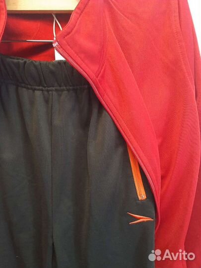 Спортивный костюм женский. S