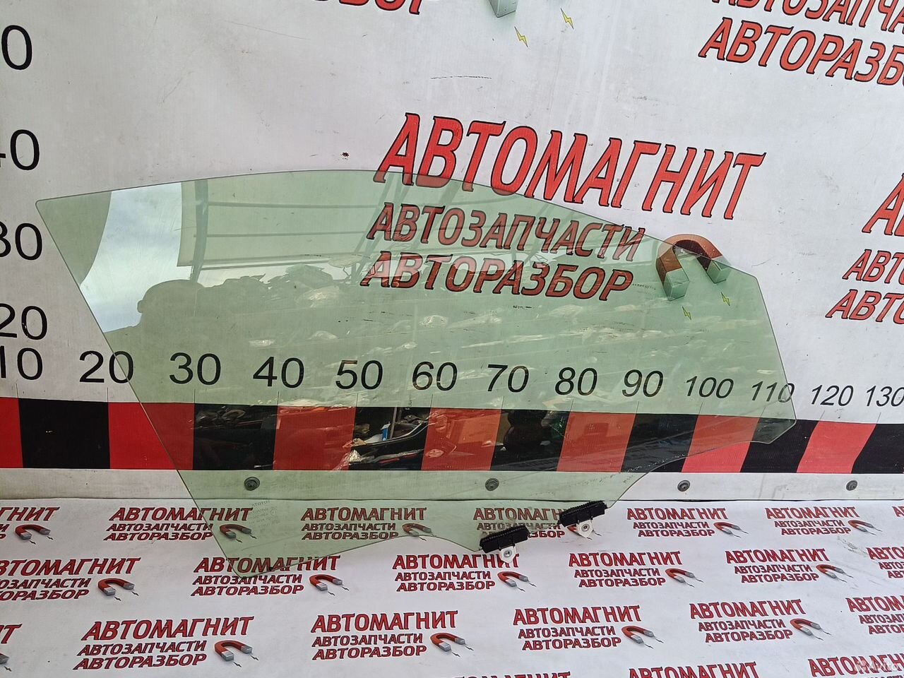 Стекло переднее правое Тойота Рав 4 50