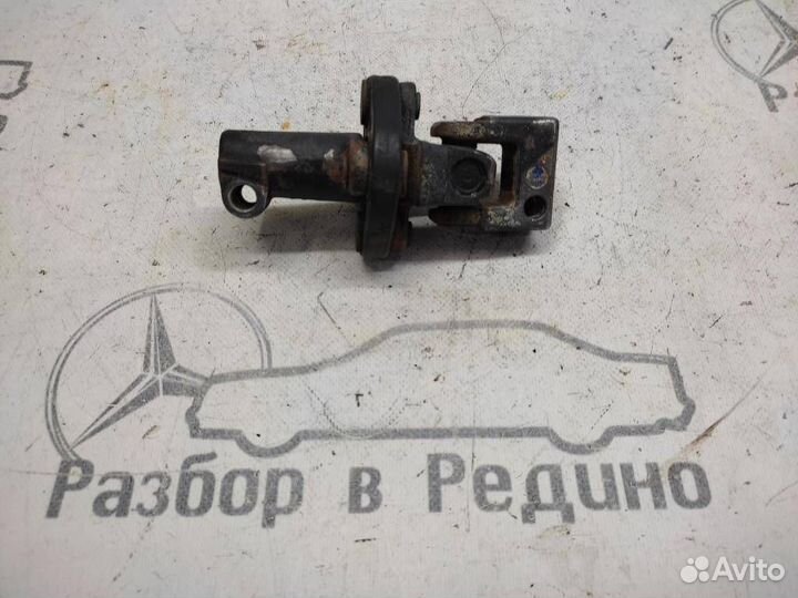 Кардан рулевого вала w140 S-class 104.990