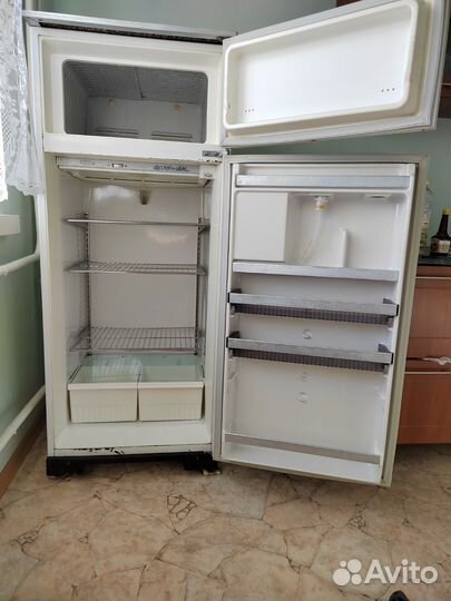 Холодильник ока