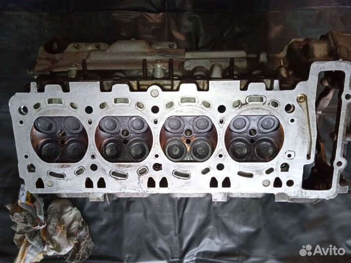 Головка двигателя левая и правая B M W 750li n 63