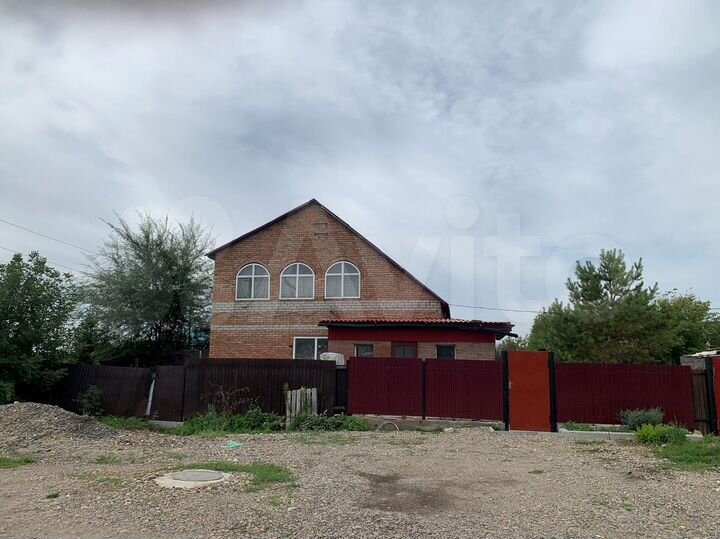 Дом 180 м² на участке 1036 м² (Казахстан)