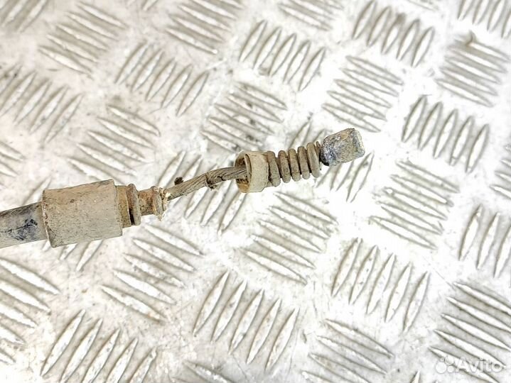 Трос стояночного тормоза Volkswagen Passat b5 1996