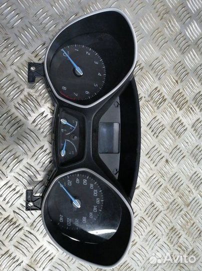 Панель приборов Ford Focus 3