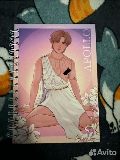 Блокнот Тэхена от wave T