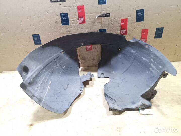 Подкрылок Citroen C4 uarf передний правый