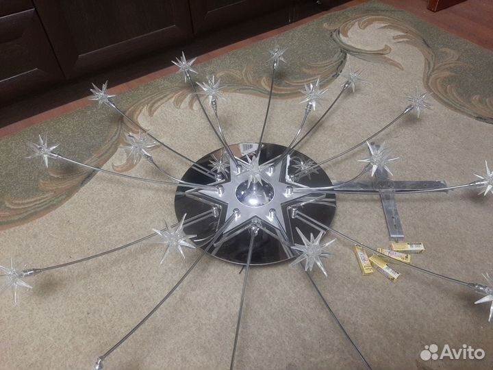 Люстра подвесная потолочная