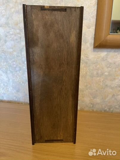 Деревянный ящик для вина